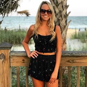 Meet your Posher, Hannah